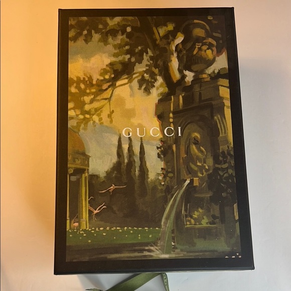 Gucci Other - Gucci Decorative Storage Box LIMITED EDITION- Rare- Black and Green- Art piece